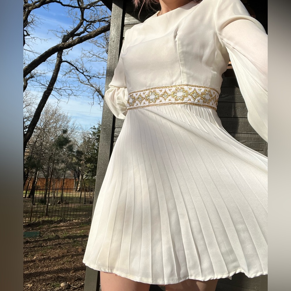 Authentic Late 60’s Early 70’s Vintage White Pleated Dress
